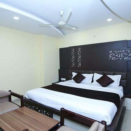 Hotel Rahul Джабалпур Екстериор снимка