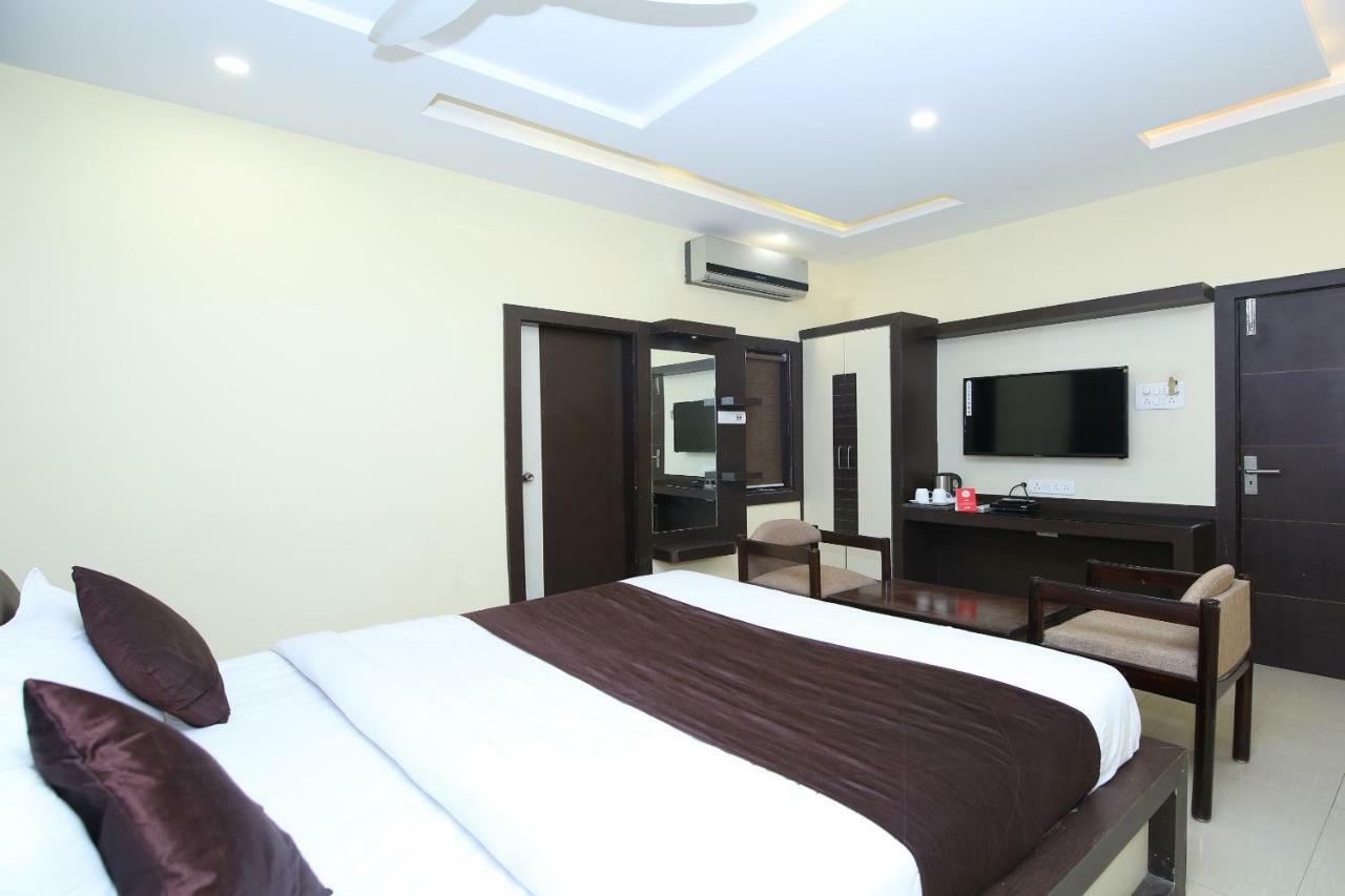 Hotel Rahul Джабалпур Екстериор снимка