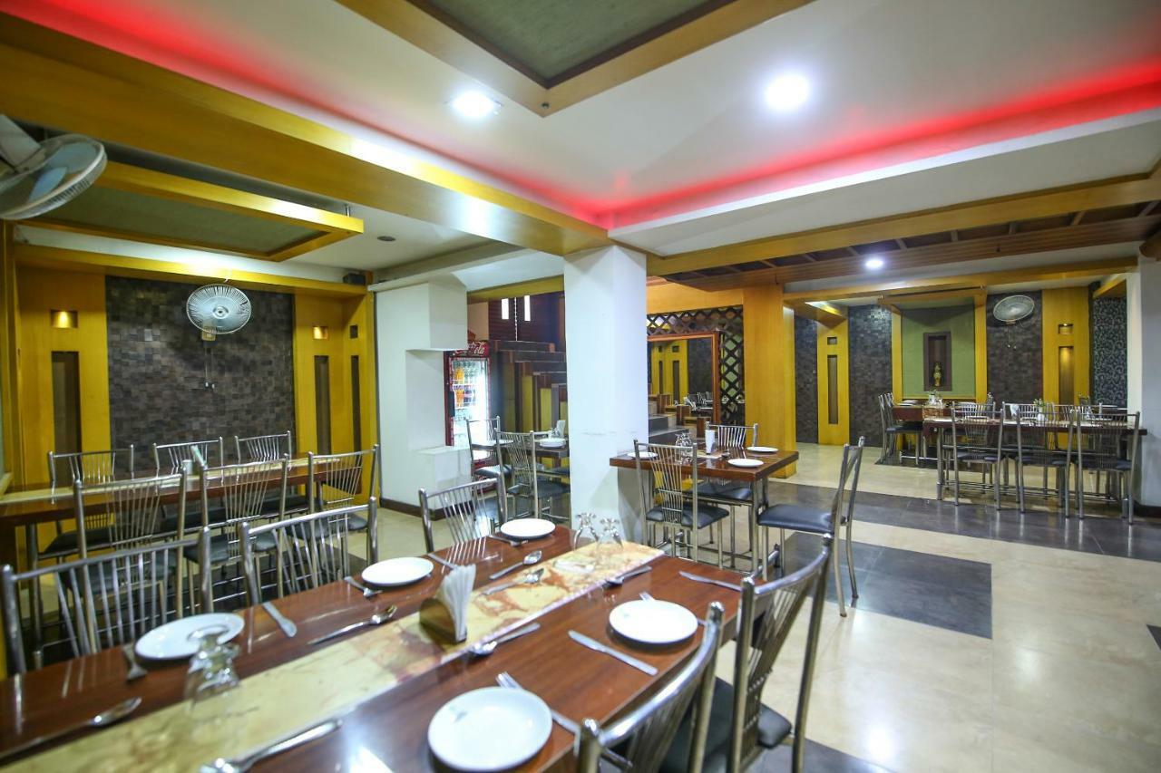 Hotel Rahul Джабалпур Екстериор снимка