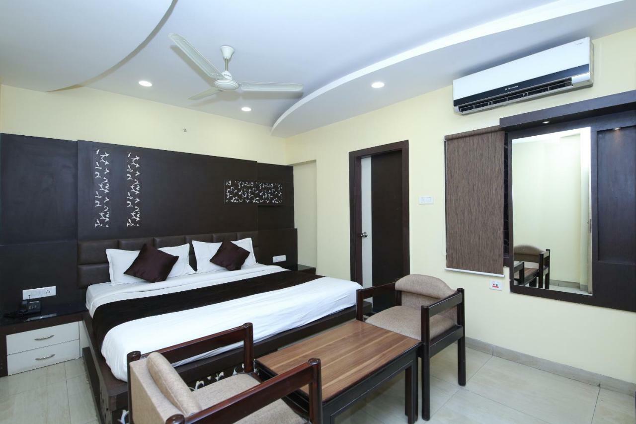 Hotel Rahul Джабалпур Екстериор снимка